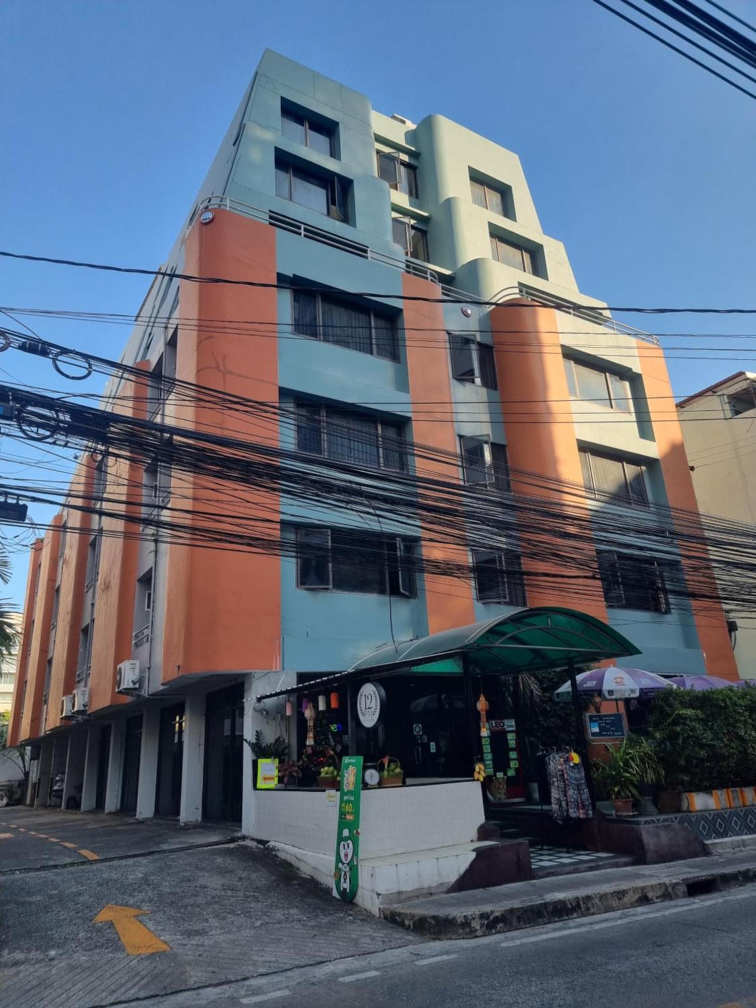12Pm Bangkok Hotel Exterior photo